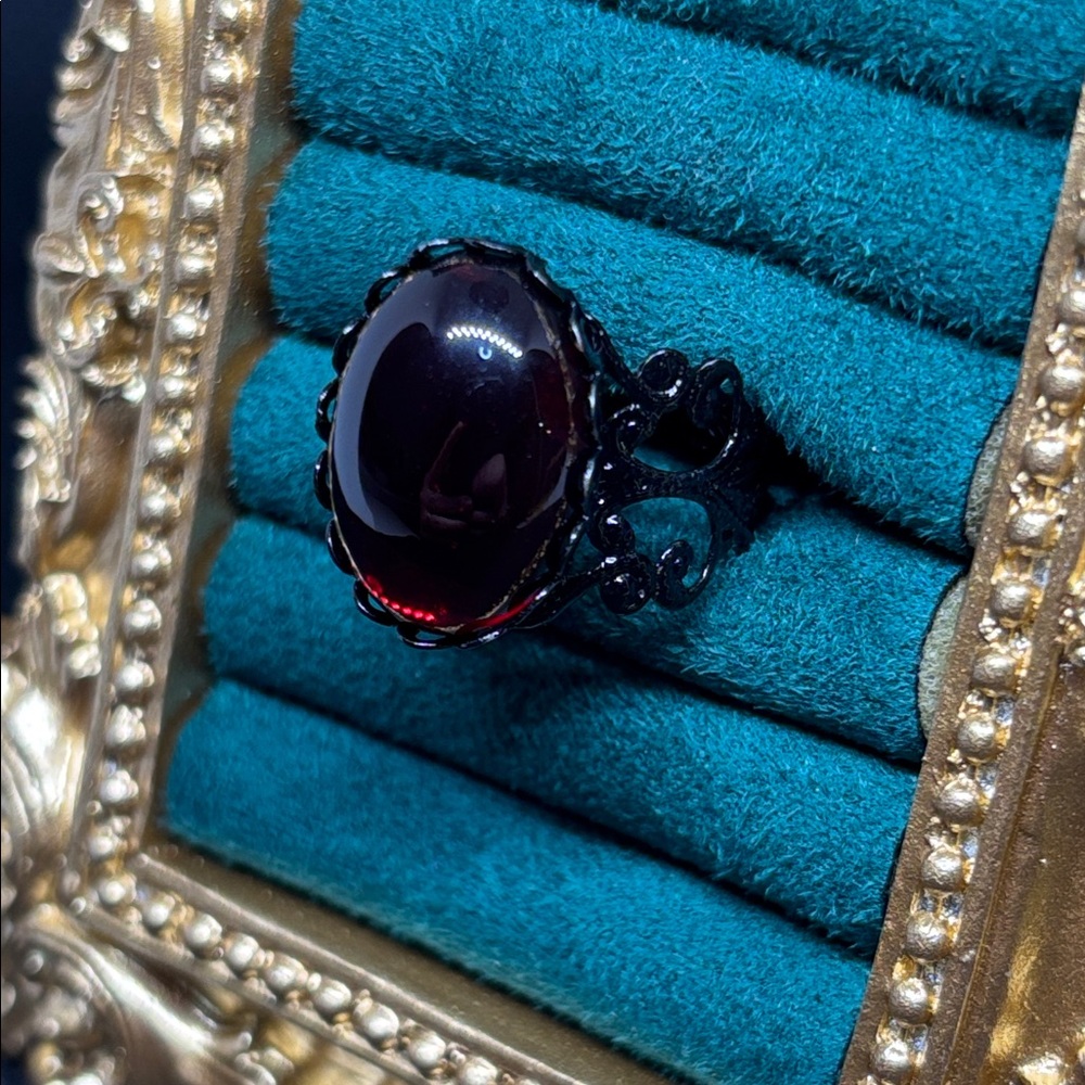 Large Blood Red Gothic Ring - Picture 2 of 8